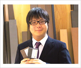 スタッフ紹介