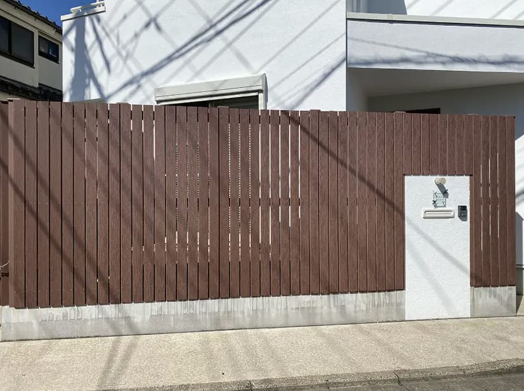 目隠しフェンス