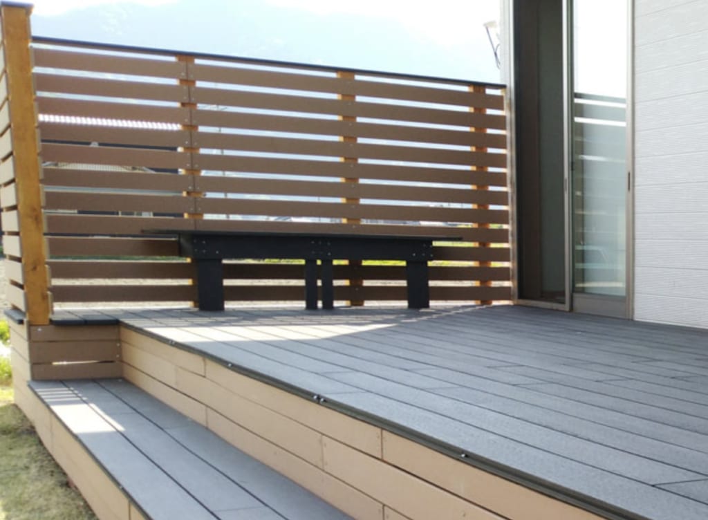 デッキ　フェンス