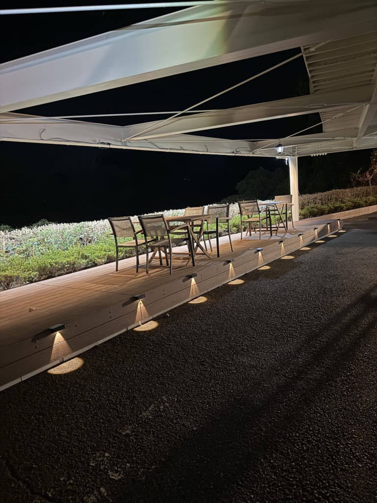 ホテル　ウッドデッキ