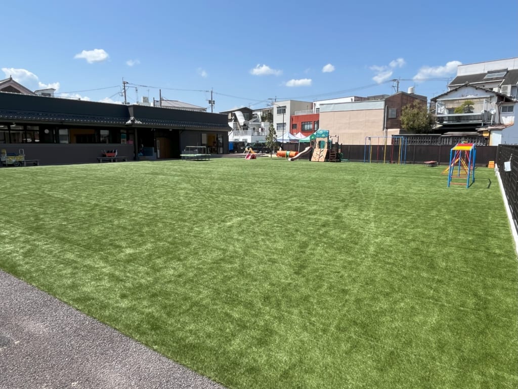 人工芝　施工完了